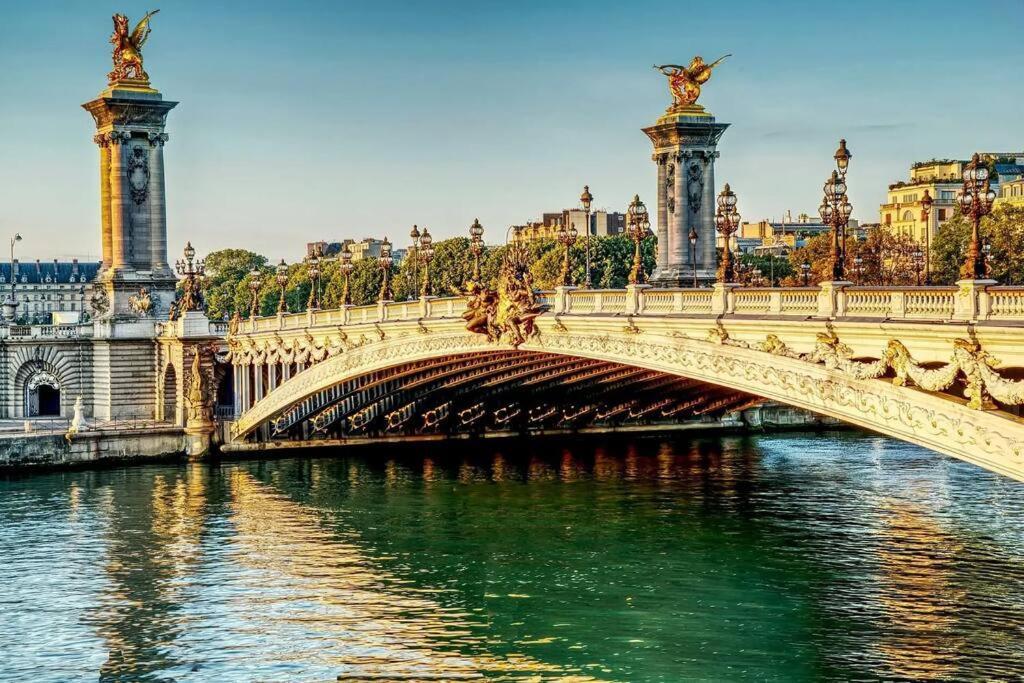 Iconic Location Only 500 Meters To The Louvre Apartment Paris Exterior photo